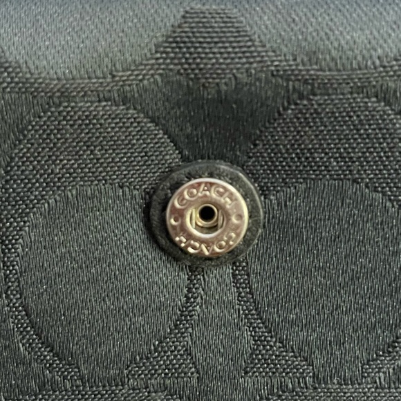 COACH - EUC snap/zippered wallet, charcoal grey monogram w/patent leather trim! - Picture 8 of 8